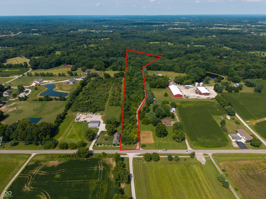 Property photo for 3299-3201 W Bear Claw Road, Trafalgar, IN