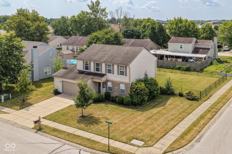 Property photo for 10319 Stillwell Court, Avon, IN