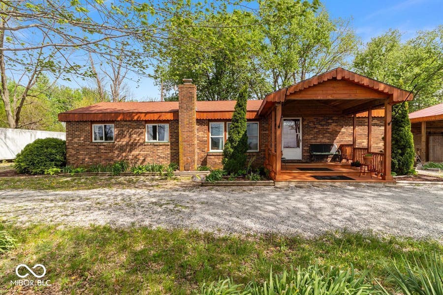 Property photo for 1591 S Graveyard Road, Paragon, IN