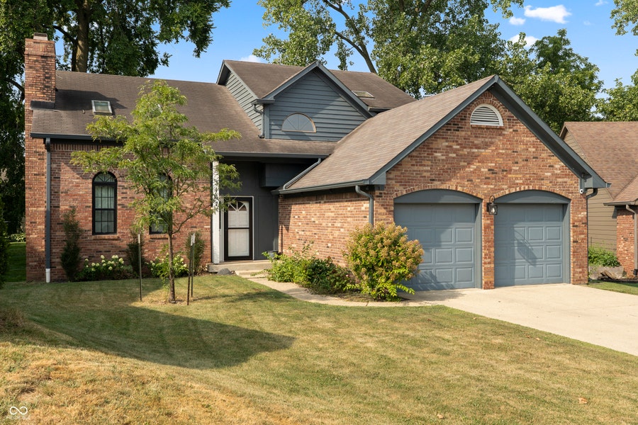 Property photo for 3167 Buckmoor Court, Greenwood, IN