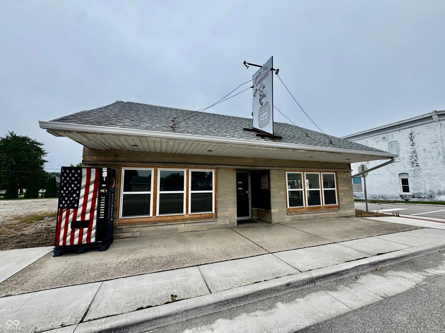 Property photo for 108 N Cross Street, Waveland, IN