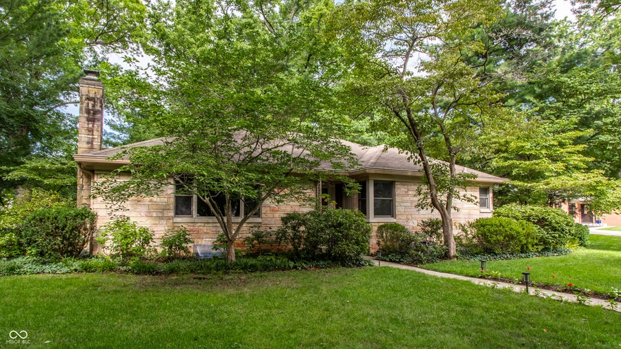Property photo for 6910 N Washington Boulevard, Indianapolis, IN