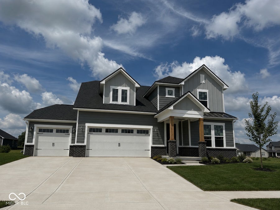 Property photo for 1328 Dutchess Drive, Westfield, IN