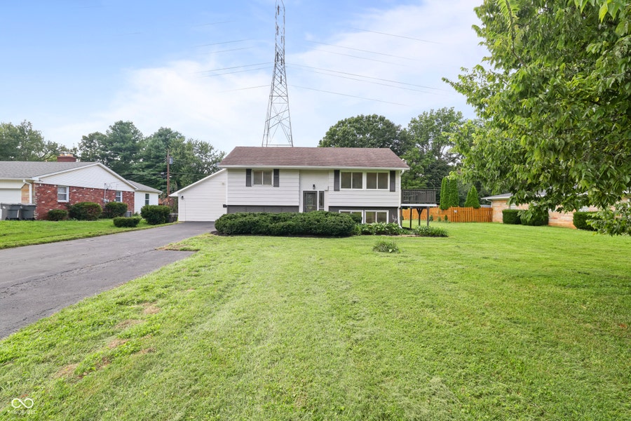 Property photo for 4404 Westbourne Drive, Indianapolis, IN