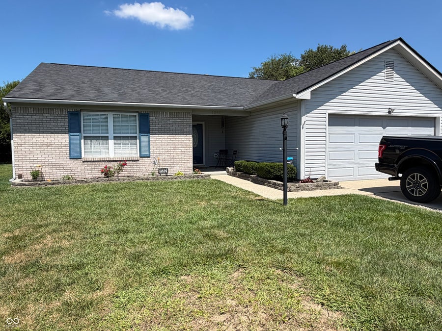Property photo for 1562 Prairieview Lane, Greenfield, IN