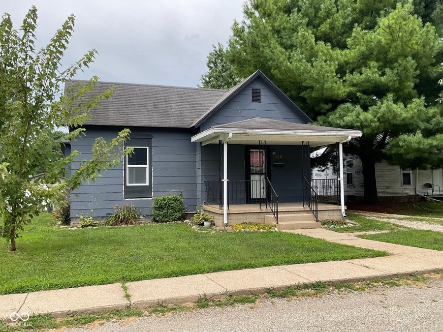 Property photo for 410 Barton Street, Rockville, IN