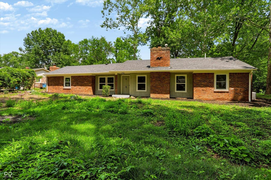 Property photo for 10465 Woodlawn Drive, Carmel, IN