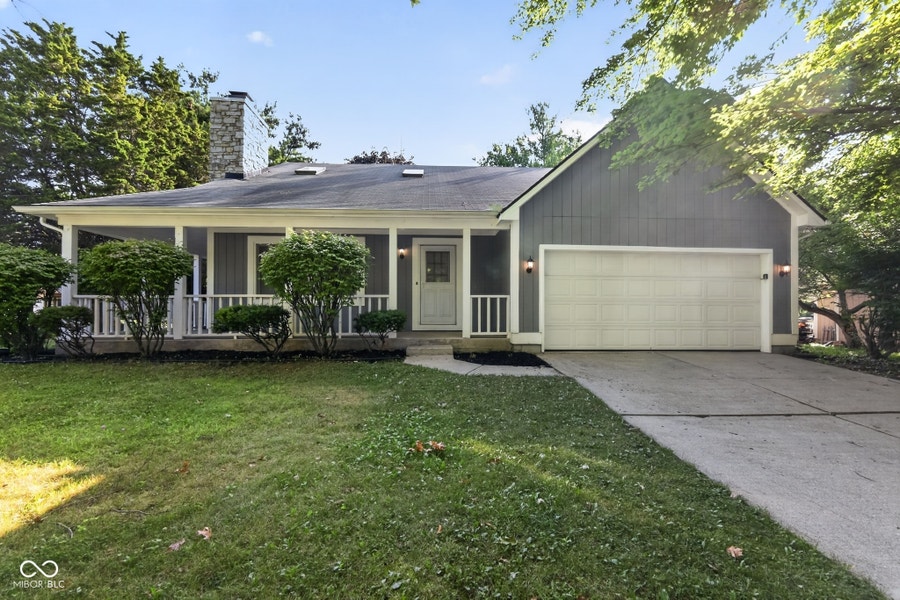 Property photo for 6926 Studebaker Lane, Indianapolis, IN