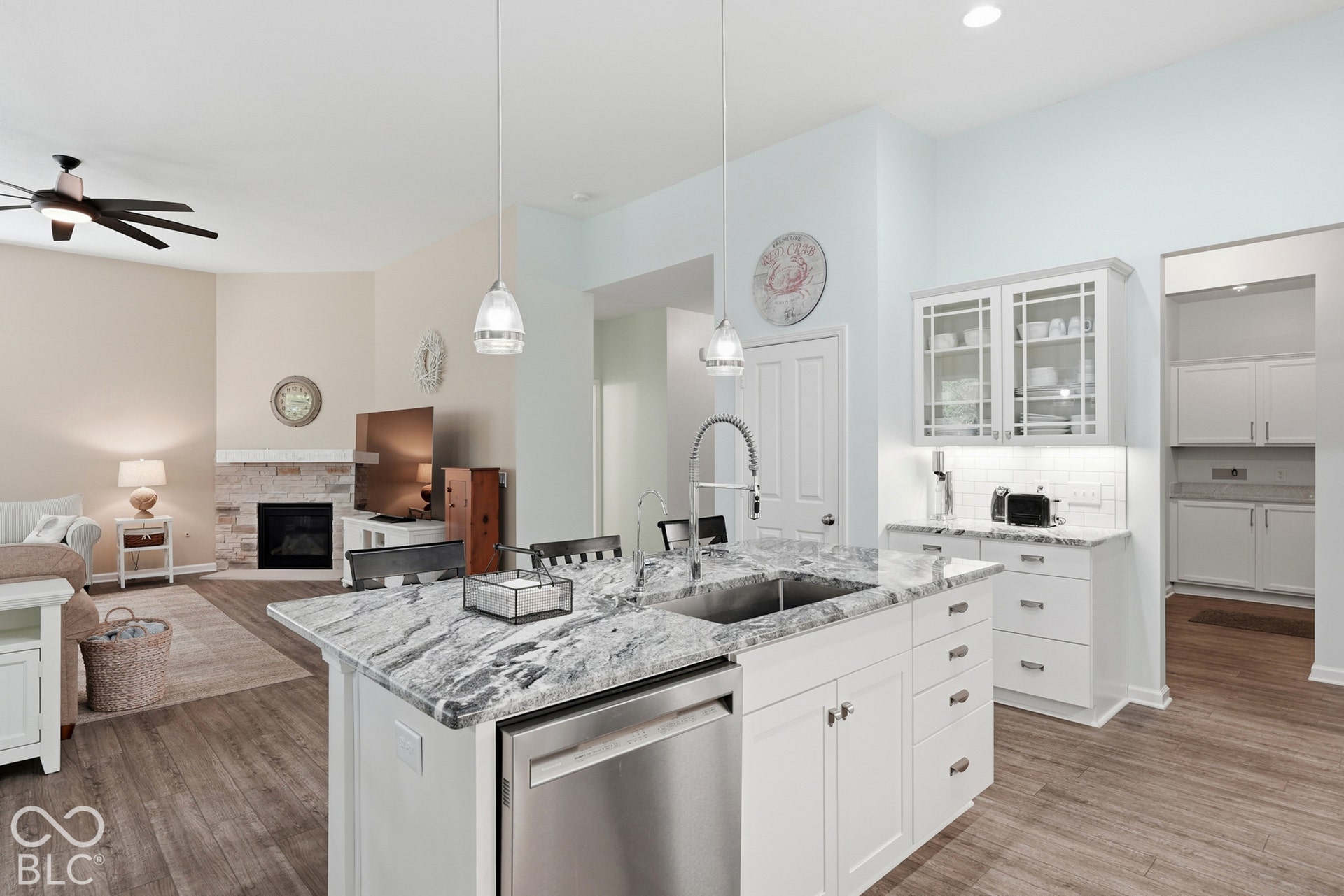 15774 Hargray Drive, Noblesville, IN 46062 New Stainless Steel Applianced and Induction Cooktop!