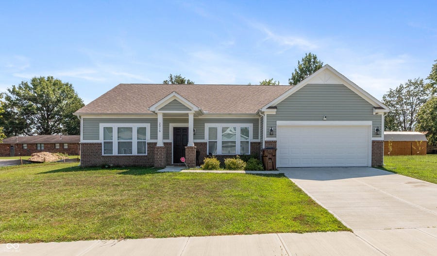 Property photo for 2016 Sandhill Drive, Seymour, IN