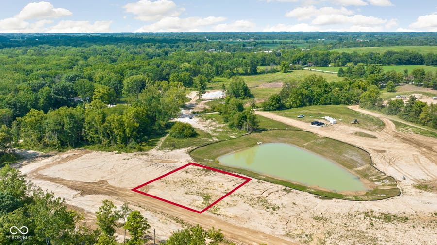 Property photo for 10012 Bradley Ridge Way, Zionsville, IN