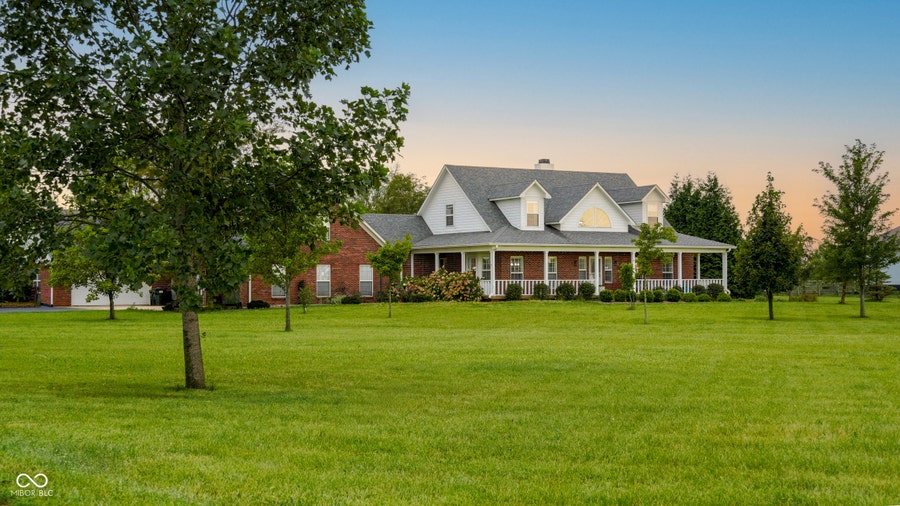 Property photo for 1695 W 400 S, Greenfield, IN