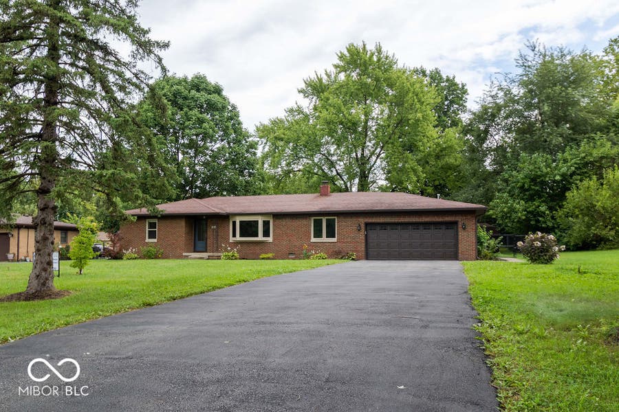 Property photo for 4435 Chatham Place, Indianapolis, IN