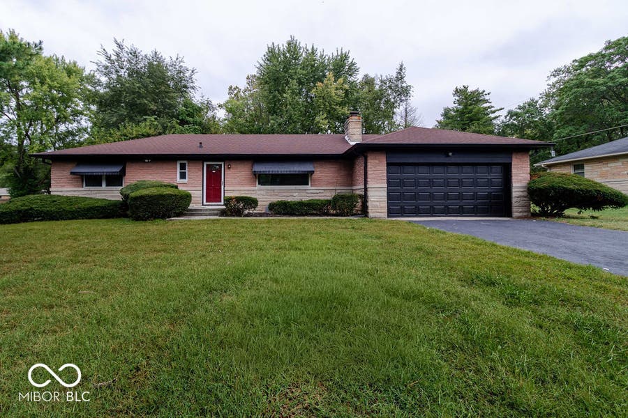 Property photo for 4425 Chatham Place, Indianapolis, IN