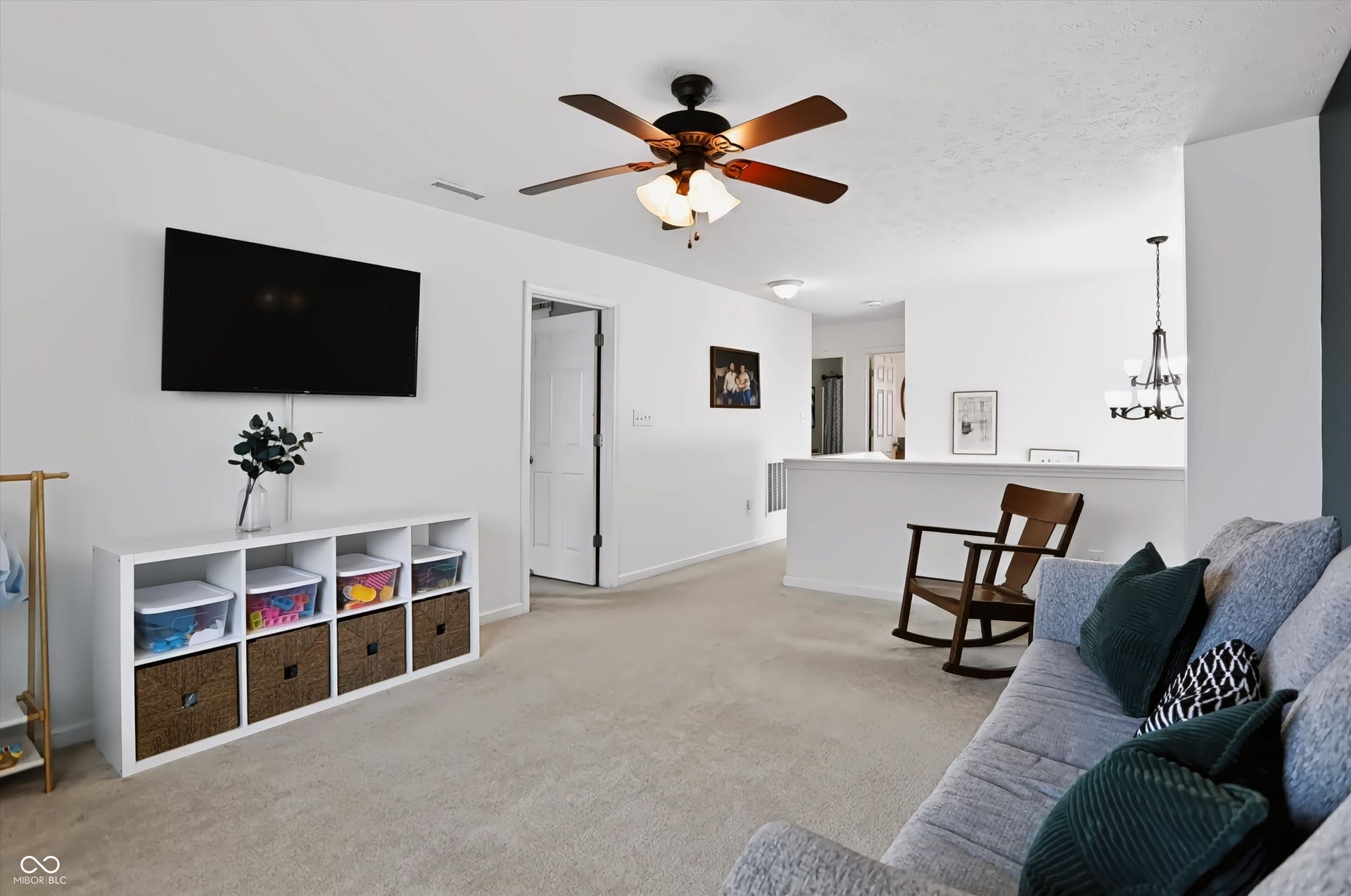 7849 Ithaca Way, Indianapolis, IN 46239