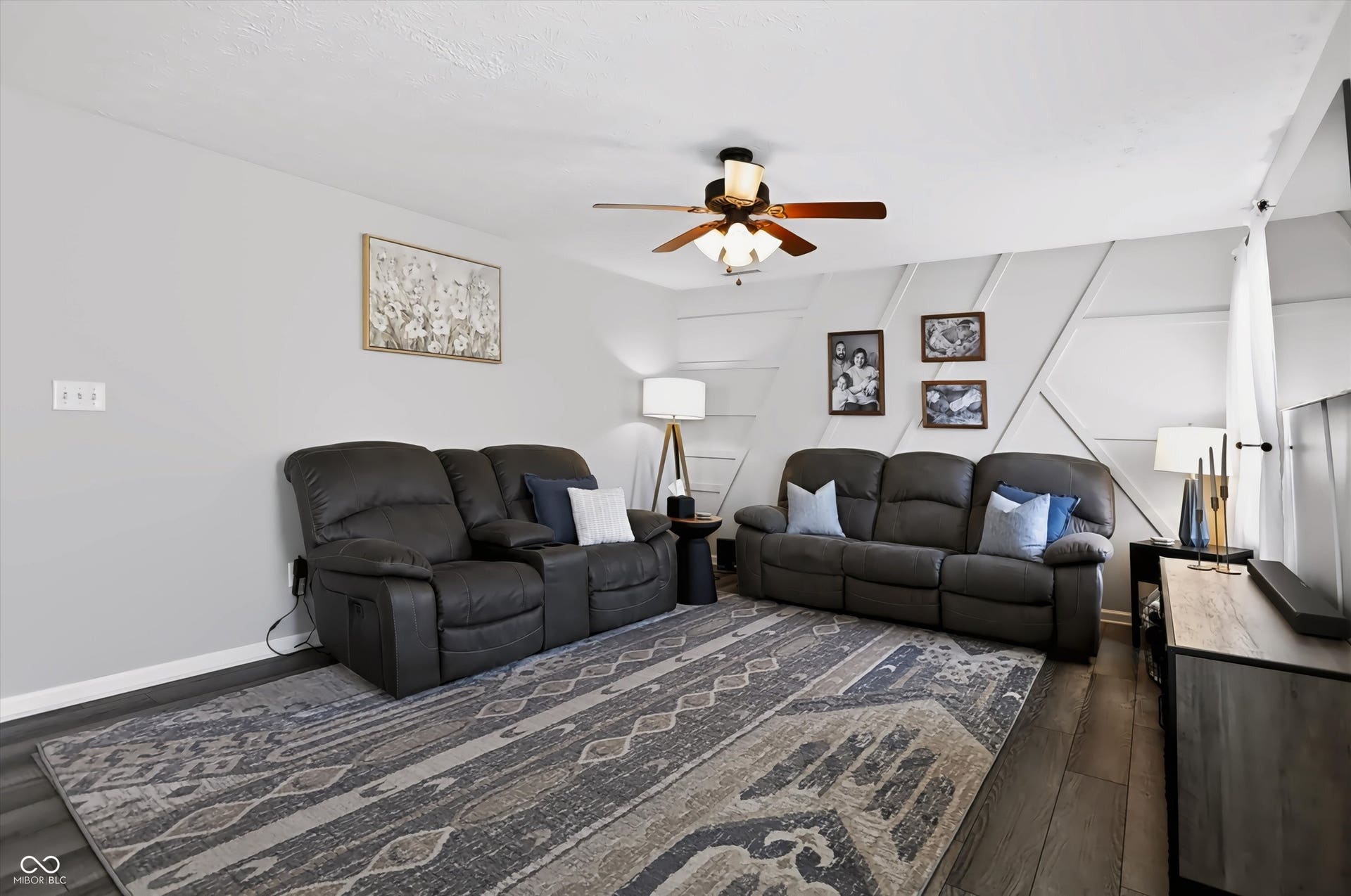 7849 Ithaca Way, Indianapolis, IN 46239
