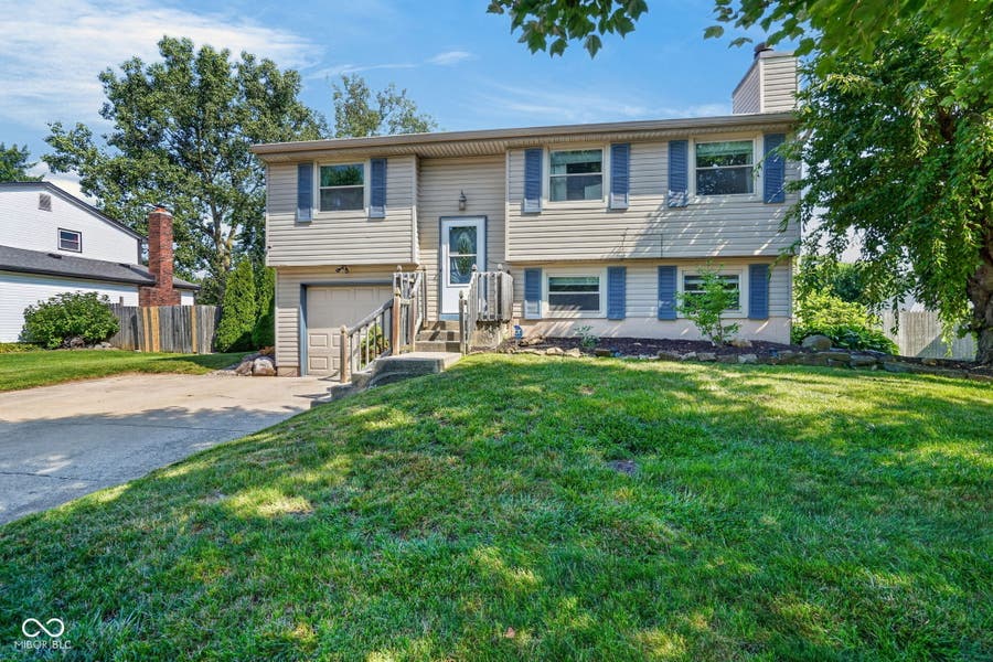 Property photo for 3304 Wedgewood Drive, Indianapolis, IN