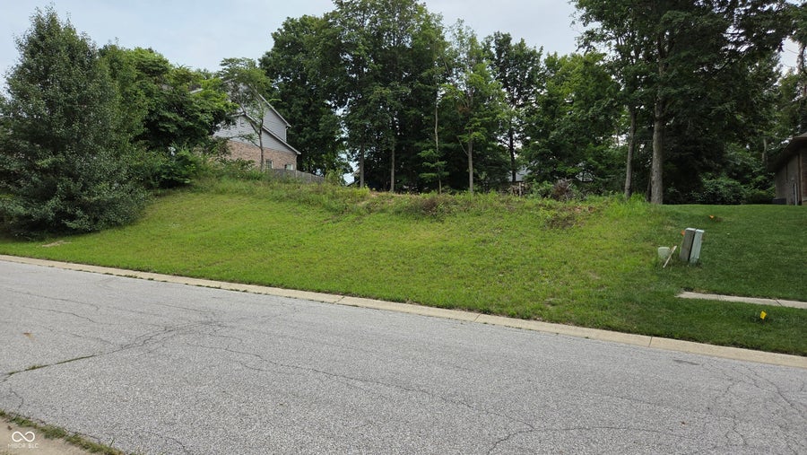 Property photo for 925 Classon Lane, Beech Grove, IN
