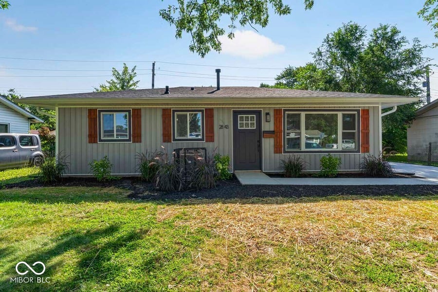 Property photo for 2843 Falcon Drive, Indianapolis, IN
