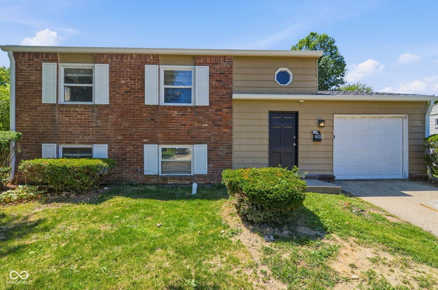 Property photo for 612 S Jefferson Street, Brownsburg, IN
