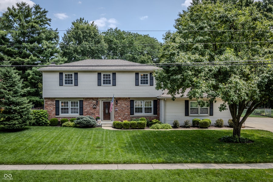 Property photo for 11209 Haverstick Road, Carmel, IN