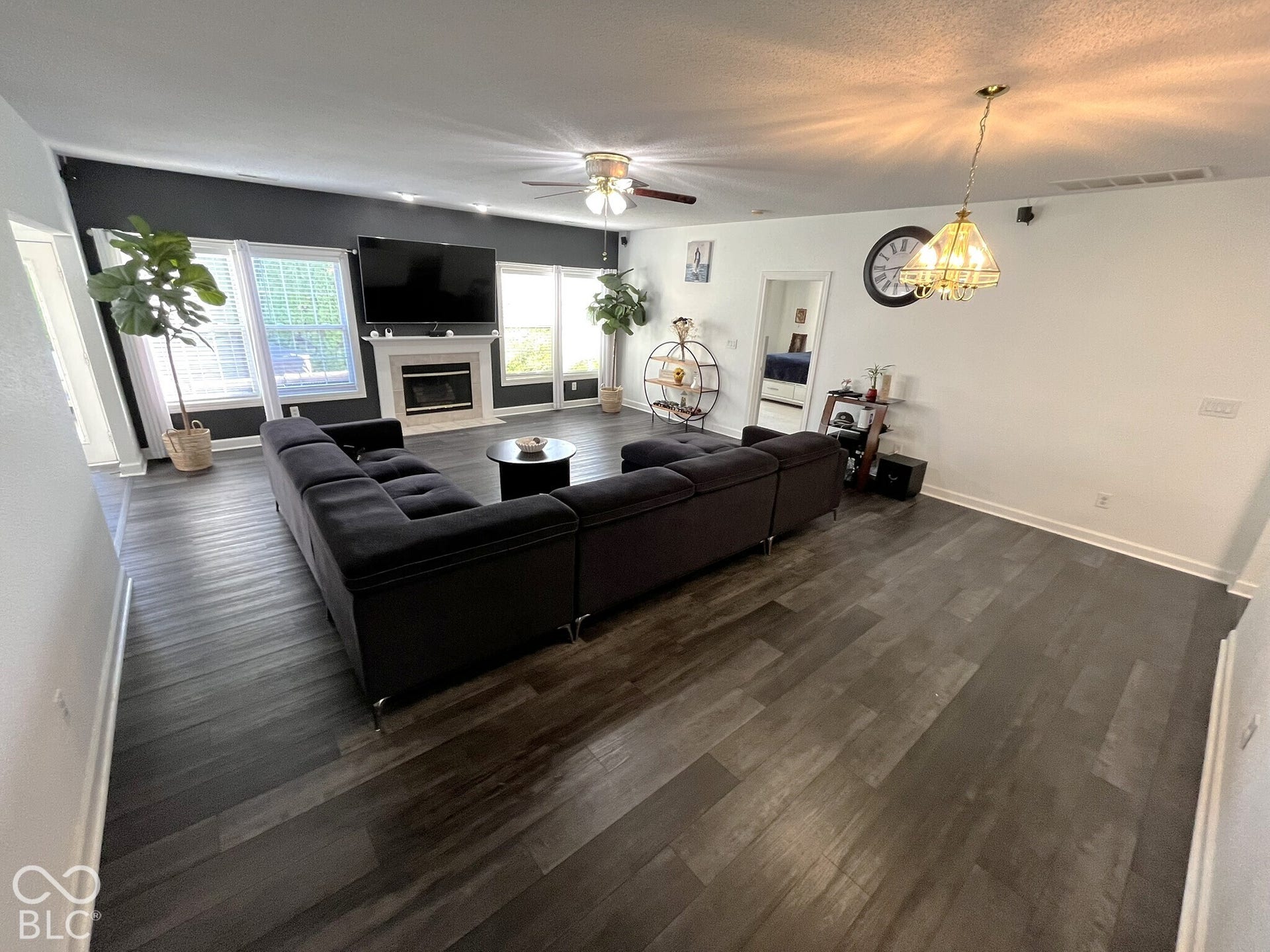 9533 Treyburn Lakes Drive, Indianapolis, IN 46239