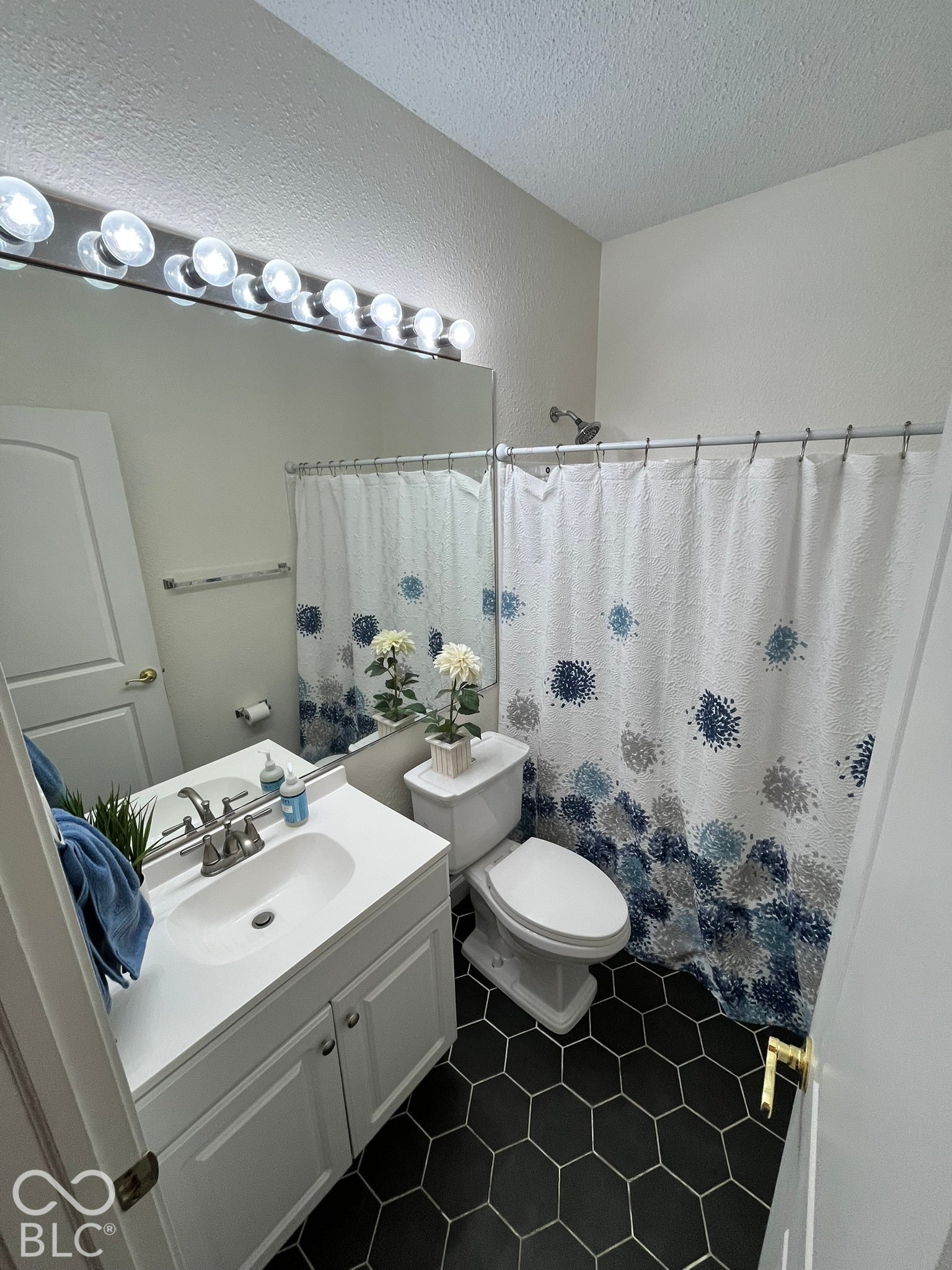 Common Bath