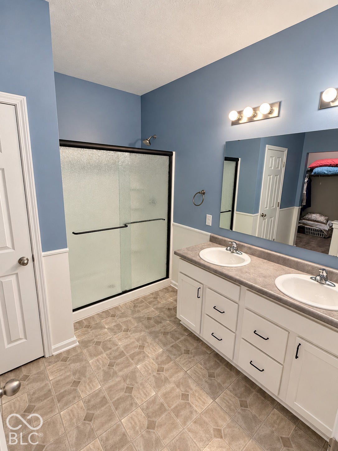 7033 Provincial Drive, McCordsville, IN 46055