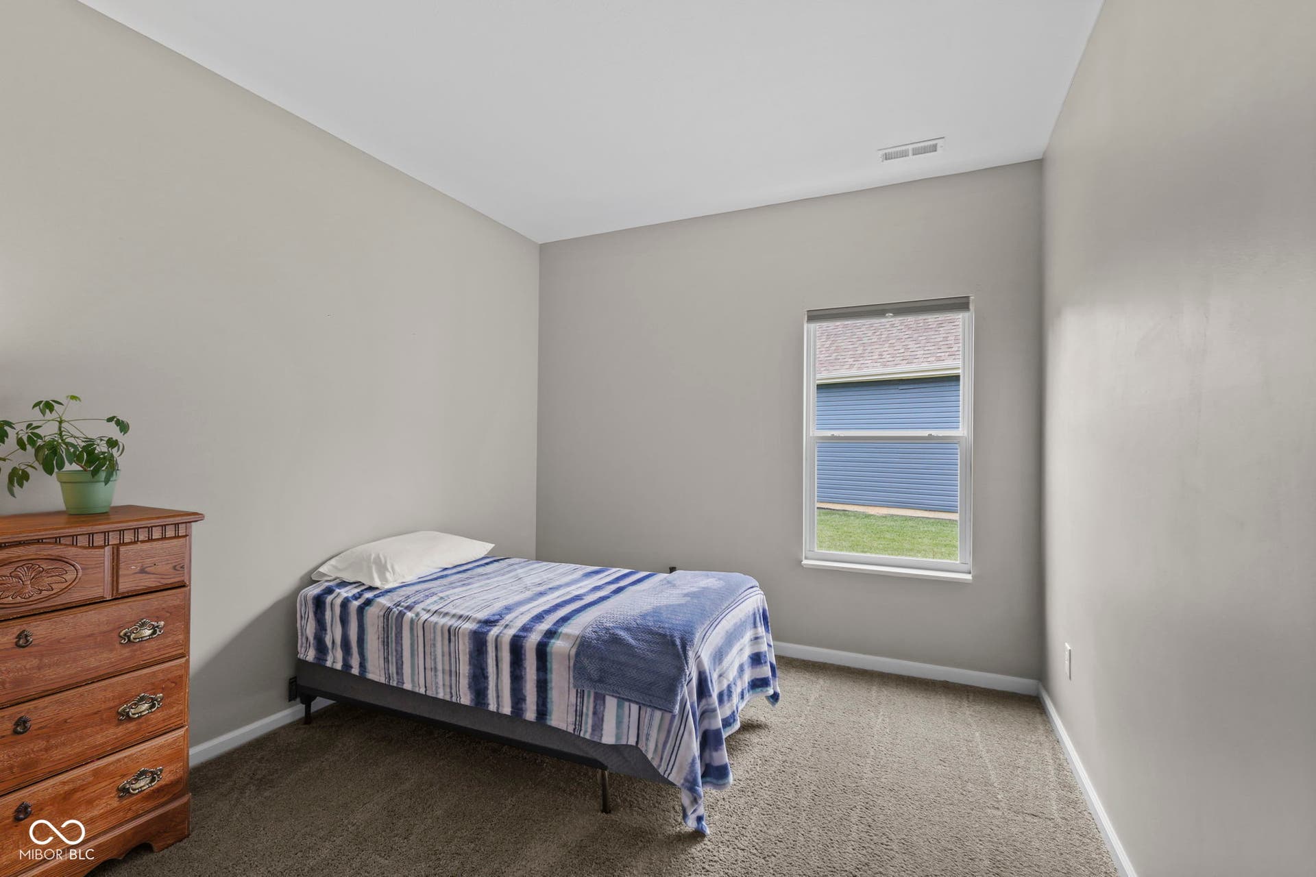 7033 Provincial Drive, McCordsville, IN 46055