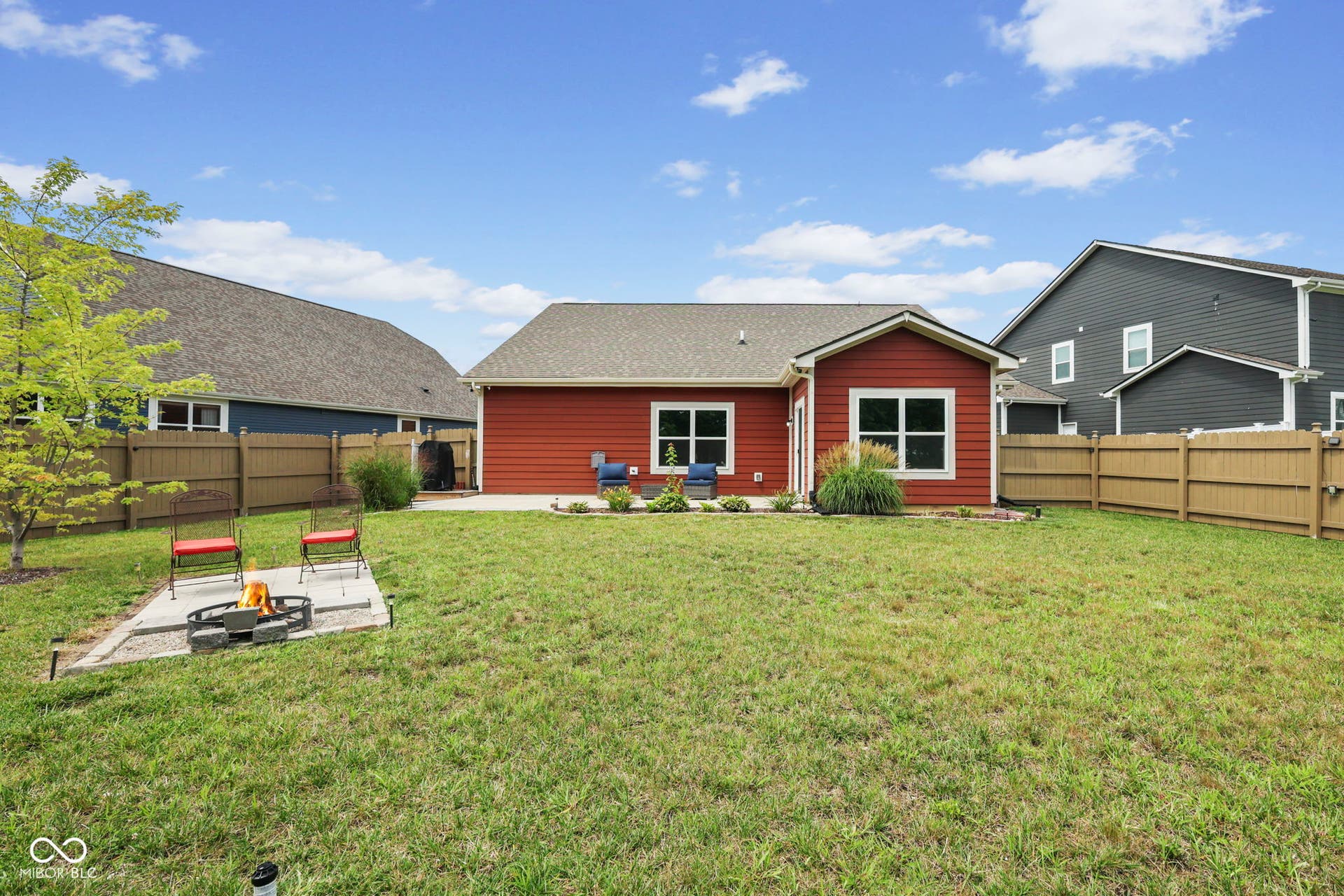 7033 Provincial Drive, McCordsville, IN 46055