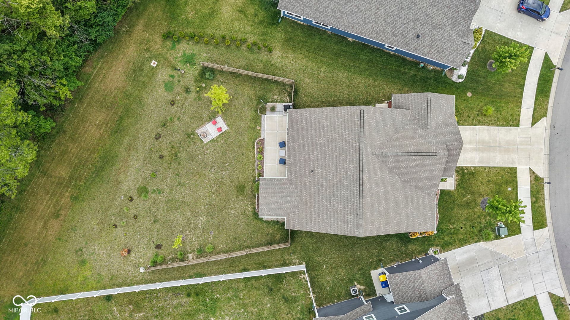 7033 Provincial Drive, McCordsville, IN 46055