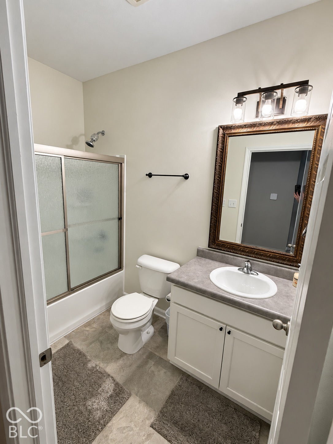 7033 Provincial Drive, McCordsville, IN 46055