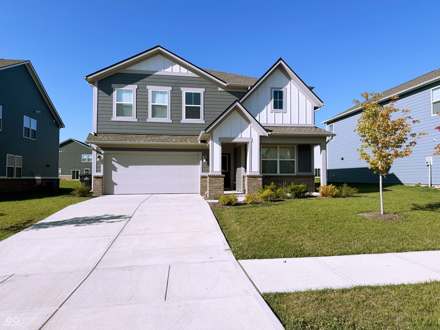 Property photo for 1161 Elmwood Lane, Greenwood, IN