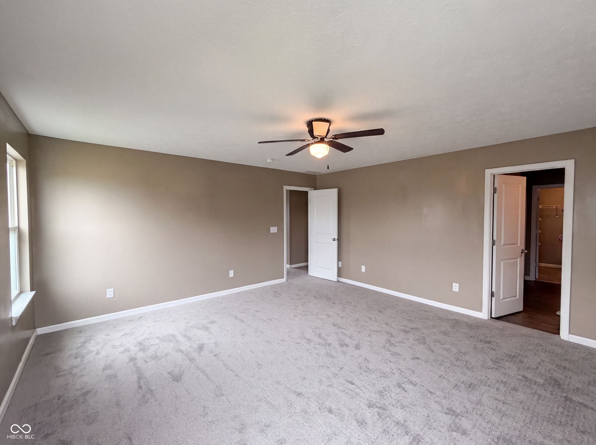 8196 Alyssum Drive, Plainfield, IN 46168 8196 Alyssum Drive, Plainfield, IN 46168