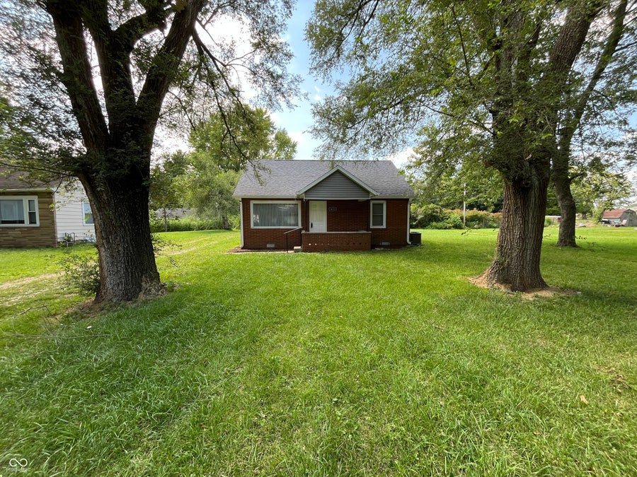 Property photo for 611 N Waldemere Avenue, Muncie, IN