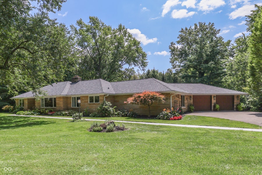 Property photo for 39 Highland Manor Court N, Indianapolis, IN