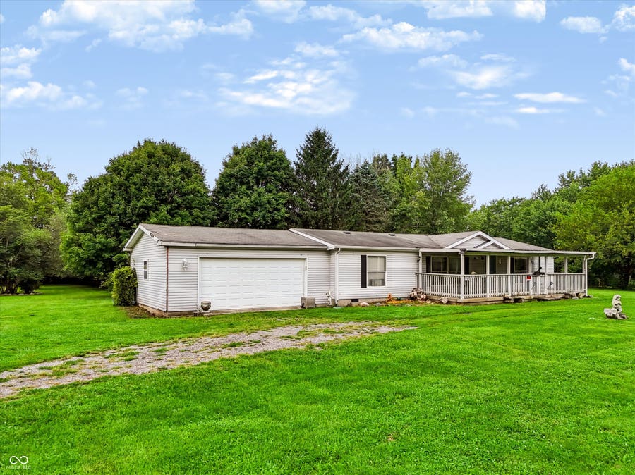 Property photo for 19947 Victory Chapel Road, Noblesville, IN