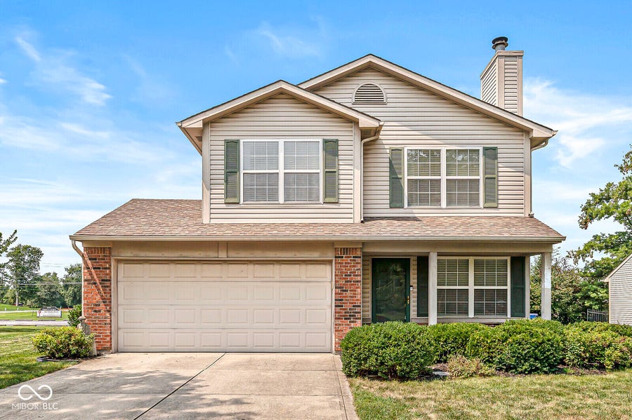 Property photo for 964 Millbrook Drive, Avon, IN