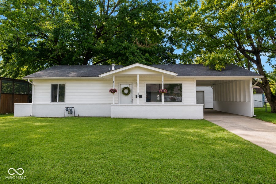 Property photo for 638 Sweetbriar Avenue, Whiteland, IN
