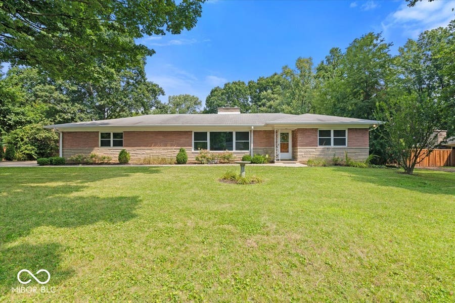 Property photo for 1510 Collingwood Drive, Indianapolis, IN
