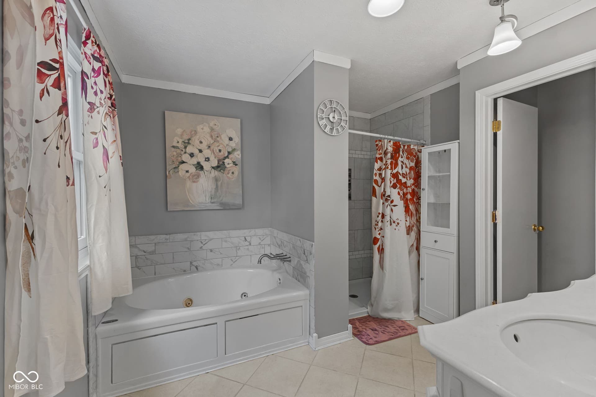 1200 Breaside Court, Greenwood, IN 46143