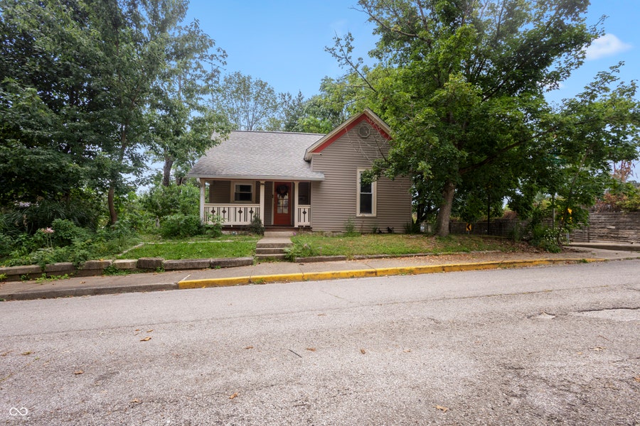 Property photo for 308 S Davisson Street, Bloomington, IN