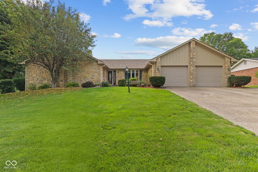 Property photo for 553 Ridge Road, Greenwood, IN