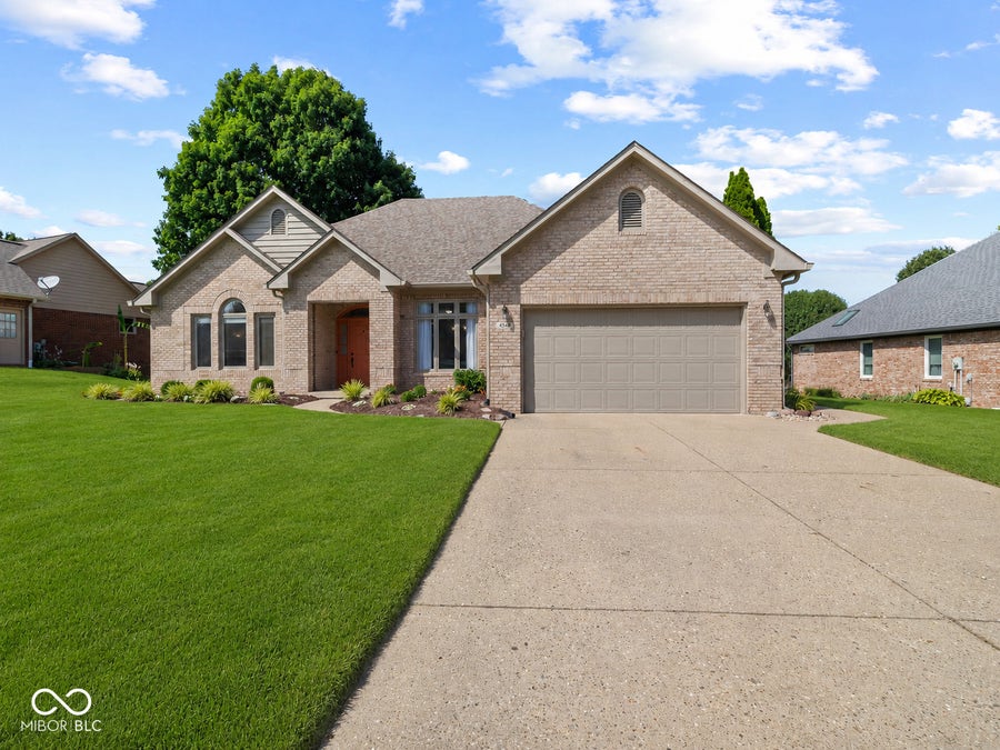 Property photo for 4548 Silver Springs Drive, Greenwood, IN