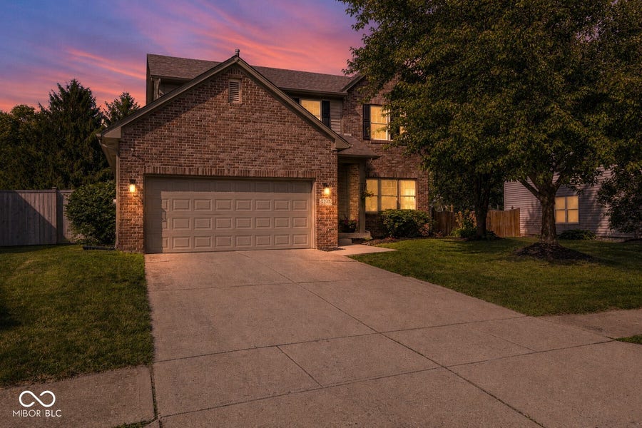 Property photo for 12526 Geist Cove Drive, Indianapolis, IN