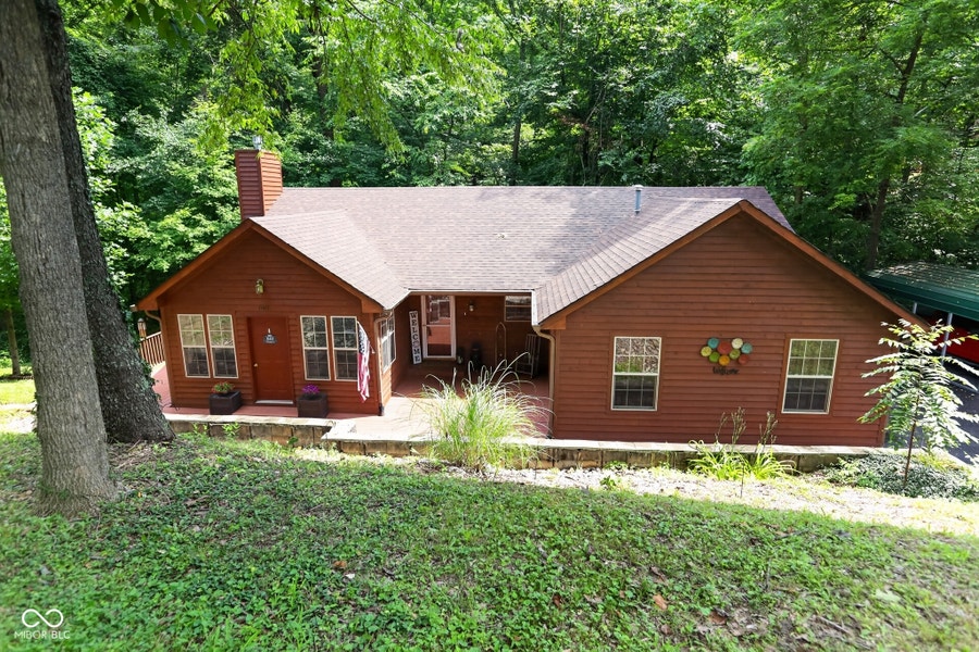 Property photo for 840 W Gerking Drive, Nineveh, IN