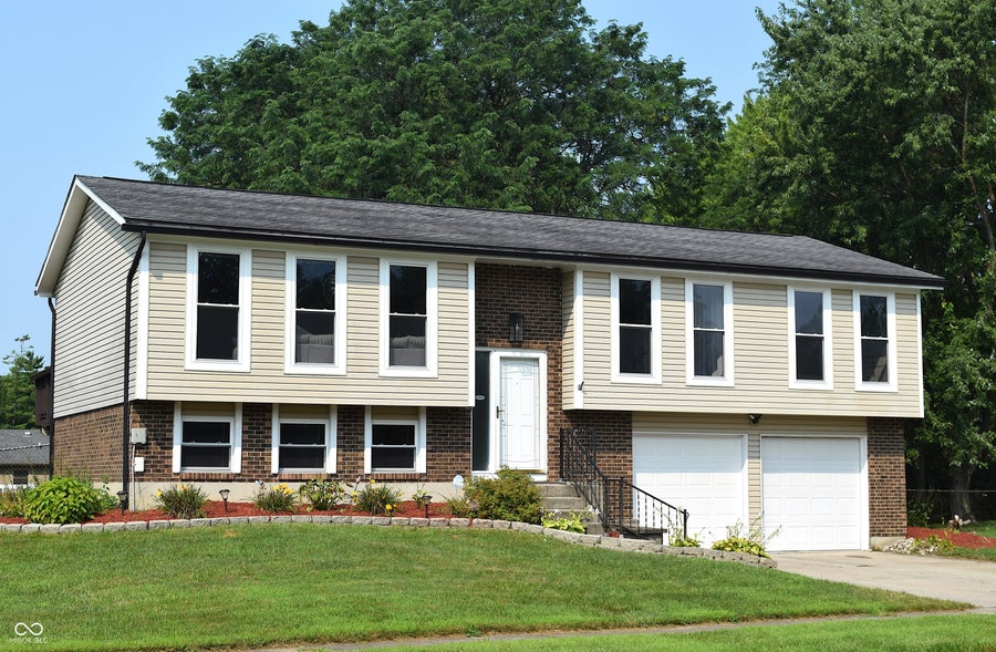 Property photo for 8059 Harvest Lane, Indianapolis, IN