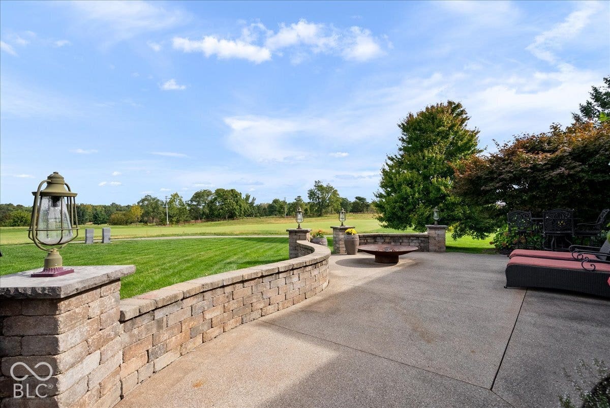 11306 Park Meadows Court, Noblesville, IN 46060