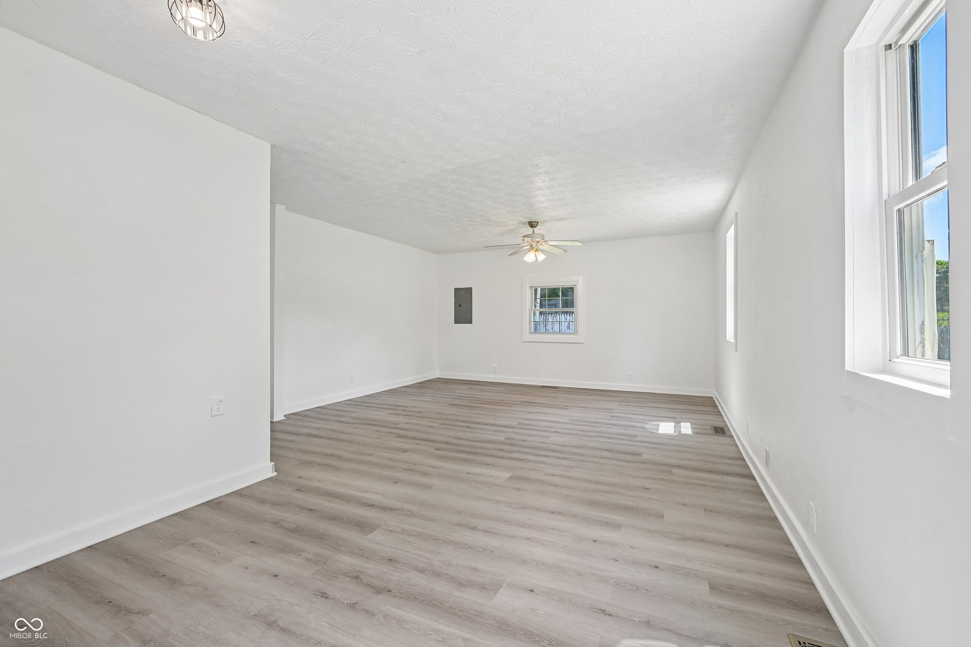 1511 E 20th Street, Muncie, IN 47302