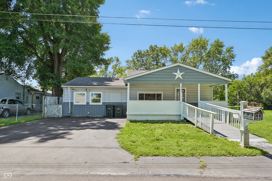 Property photo for 1511 E 20th Street, Muncie, IN